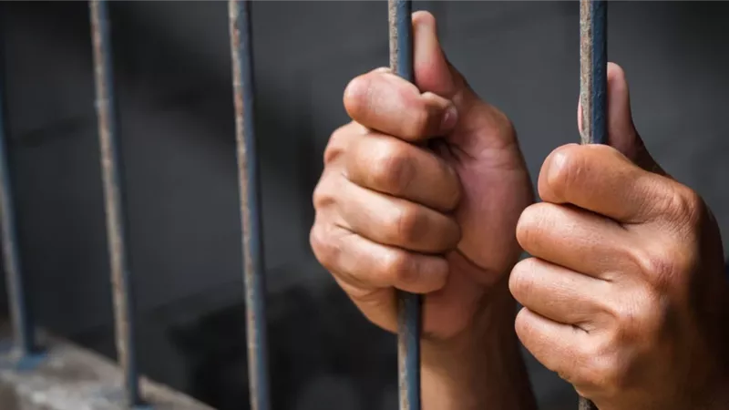 حبس متهم بالنصب والاحتيال على المواطنين 4 أيام على ذمة التحقيقات