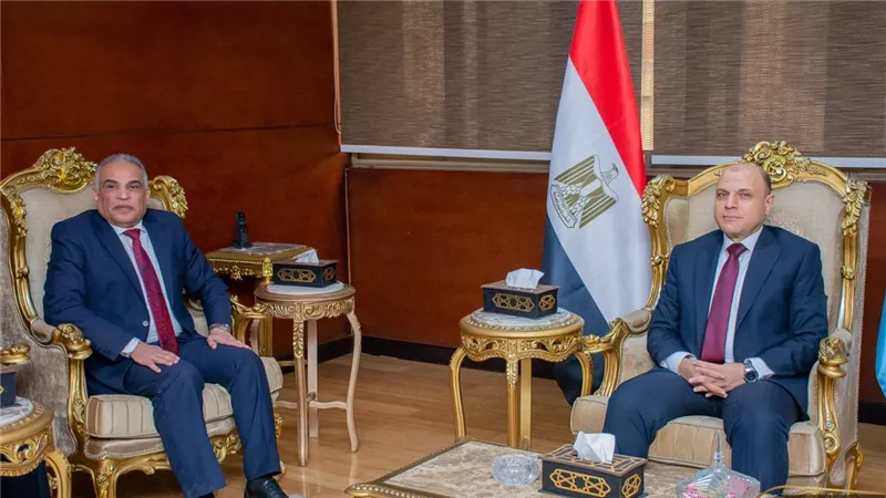 رئيس جامعة طنطا يهنئ محافظ الغربية الجديد ويؤكد تقديم كل أوجه الدعم