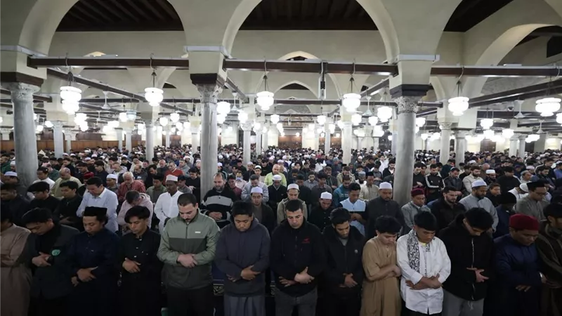 الفرق بين صلاة التراويح والتهجد في رمضان.. تعرف عليه بسهولة