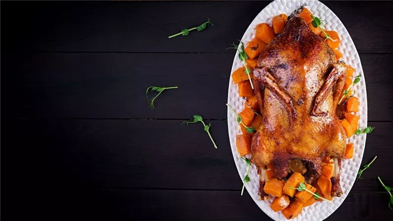 أول فطار في رمضان.. أطعمة لا تخلو منها مائدة المصريين