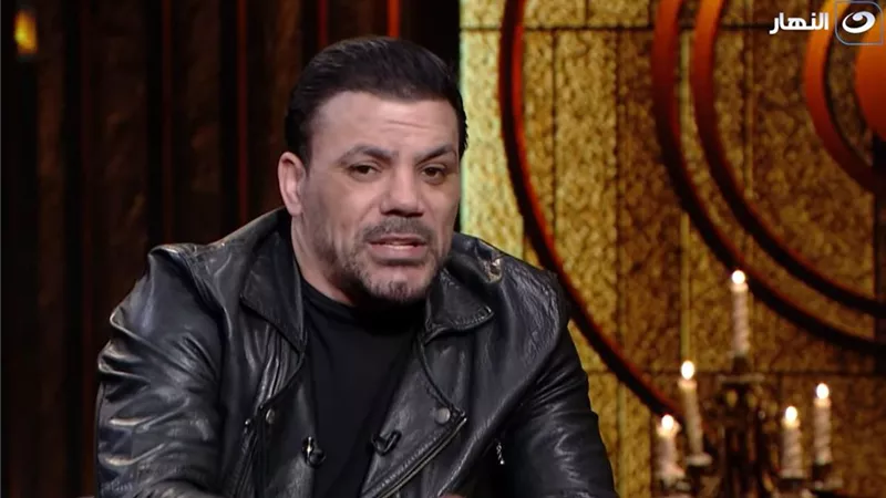 عمرو زكي: لا أسعى لاستعطاف الأندية لتعييني ولم أفكر لحظة في الانتحار|فيديو