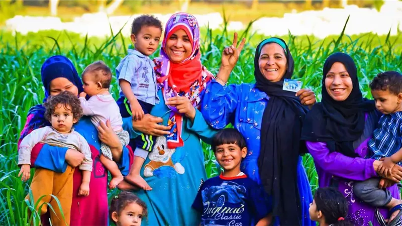 موعد صرف منحة تكافل وكرامة رمضان 2026 بزيادة 400 جنيه وطريقة الاستعلام