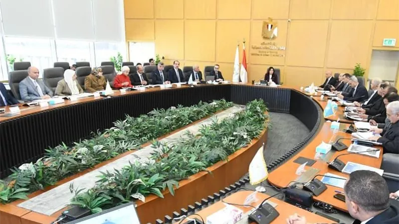 أول اجتماع لـ«تنظيم المياه» بعد إعادة التشكيل الوزاري برئاسة وزيرة الإسكان