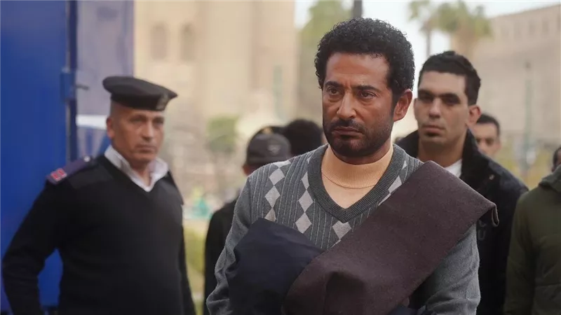 عمرو سعد يتصدر تريند إكس بعد عرض الحلقة الأولى من مسلسل إفراج