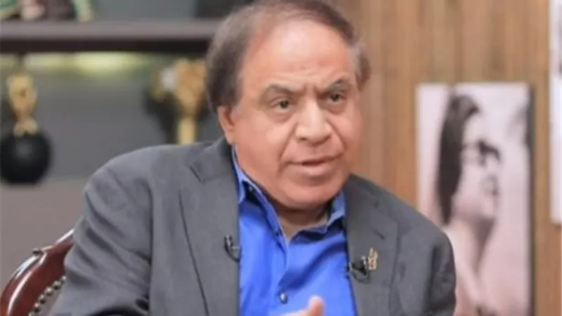 أحمد الشهاوي: عبدالحليم حافظ لم يغنِ فقط بل كتب وجدان أمة | خاص