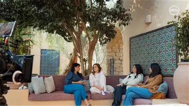 بعد ذكرهما.. دينا الشربيني تجسد معاناة أنغام وإلهام شاهين في