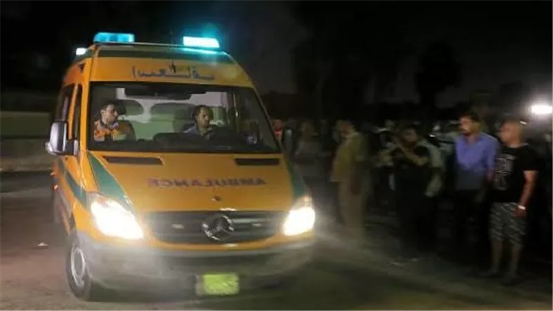 إصابة شابين في انقلاب دراجة نارية بطريق الرمادية الزراعي بالفيوم
