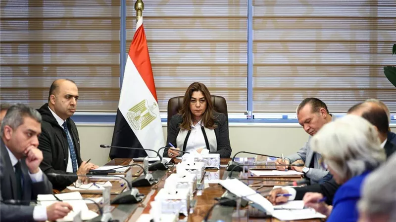 رؤية موحدة للتنمية المستدامة.. منال عوض تتابع دمج الأبعاد البيئية 