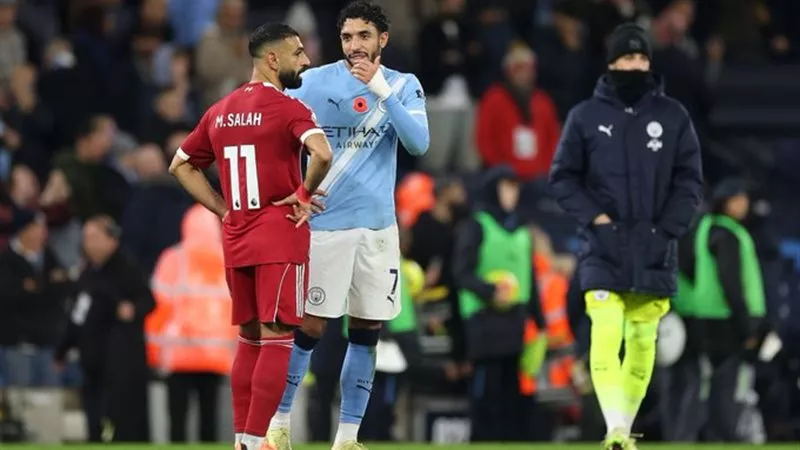 أعلى 10 رواتب في الدوري الإنجليزي.. صلاح ومرموش في القائمة