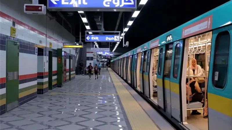 مواعيد تشغيل المترو والقطار الكهربائي الخفيف (LRT) خلال إجازة عيد الفطر