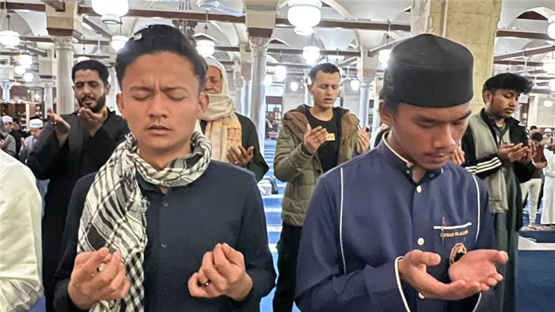 دعاء اليوم الثالث من رمضان.. اسأل الله حاجتك بتضرع وخشية