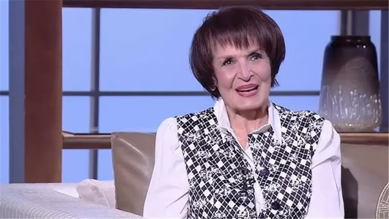 سميرة أحمد تشيد بمسلسلي 