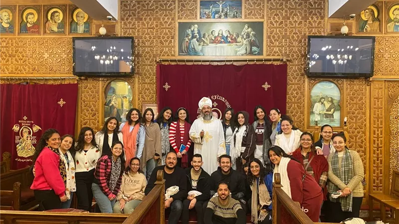 أسرة «أبادير وإيرائي» تختتم خلوة روحية لشباب الجامعة بإيبارشية حلوان|صور