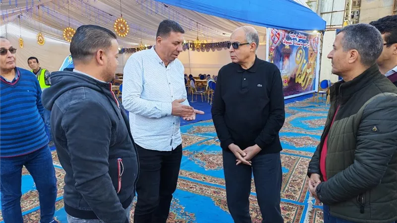محافظ المنيا يتفقد مائدة الرحمن الرئيسية على كورنيش النيل