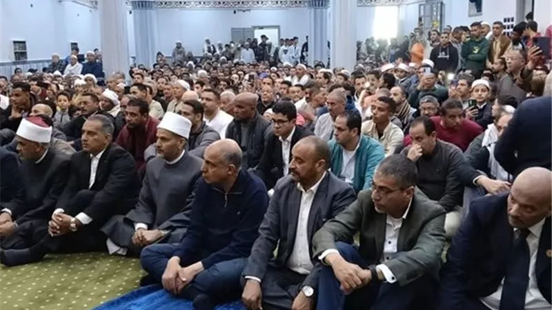بهجة المساجد في المنيا.. روحانية تضيء ليالي المحافظة