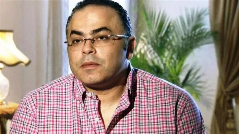 بعد 12 عامًا من التجاهل.. عمرو سمير عاطف يعتذر علنًا لمؤلف شاب