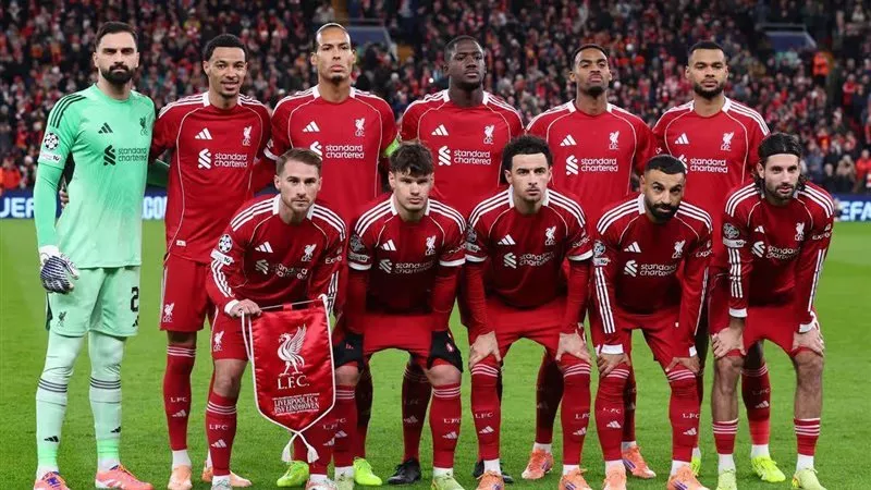 ليفربول ضيفا على نوتينجهام فورست في مواجهة صعبة بالدوري الإنجليزي