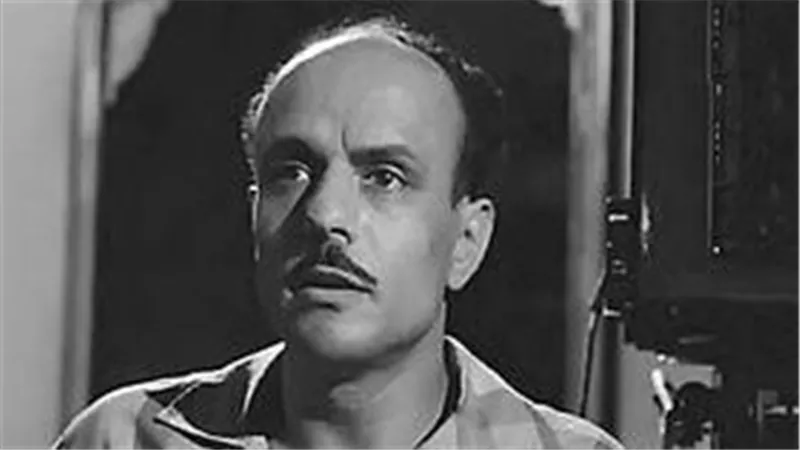حسام الدين مصطفى.. أسطورة مصرية درس الإخراج والفن في أمريكا