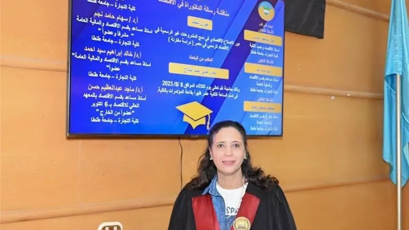 ارتفاع الدولار يهدد الجنيه|خبير يكشف سيناريو العملة الخضراء في 2026 (خاص)
