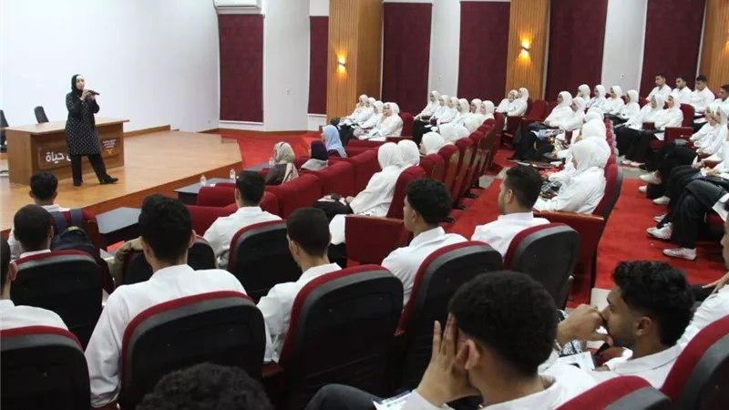 صندوق مكافحة الإدمان يعقد ورشا لتدريب طلاب المعهد القومي للأورام