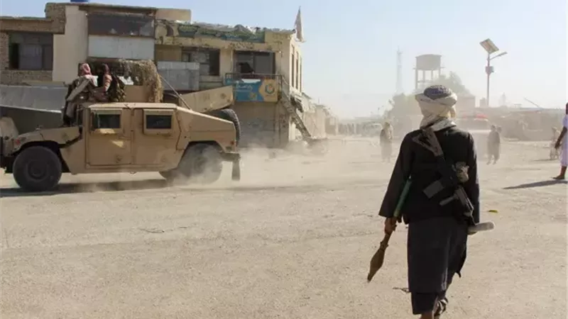 مقتل 18 شخصا في غارات باكستانية على الحدود مع أفغانستان