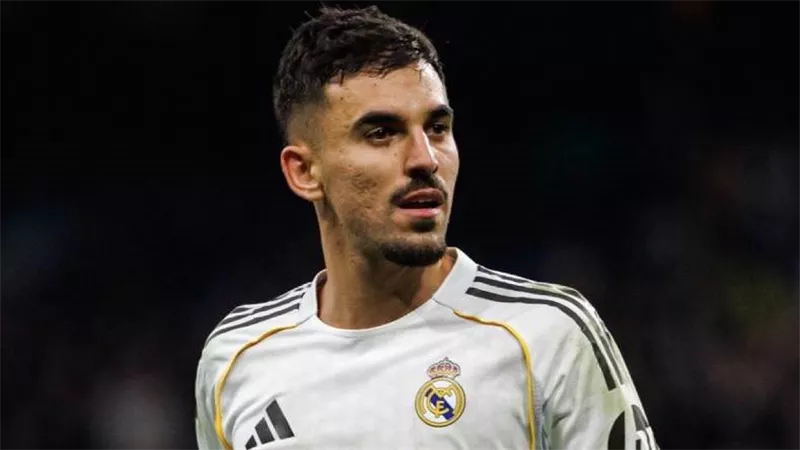 ريال مدريد يعلن إصابة داني سيبايوس ويكشف مدة غيابه