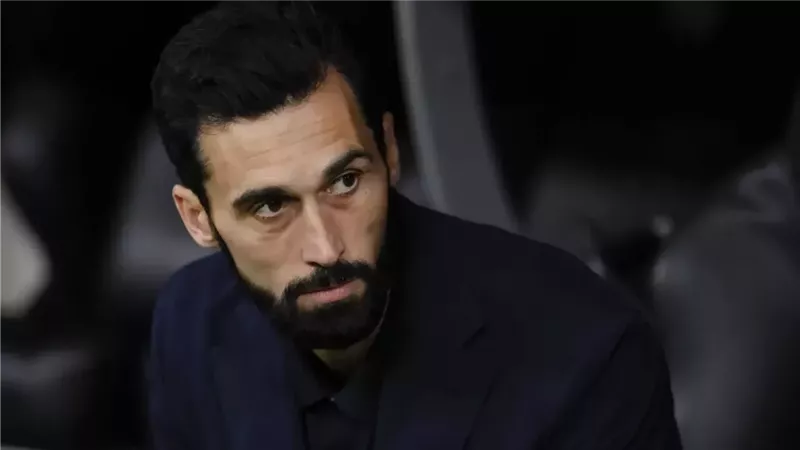 أربيلوا يواجه الخطر بعد تعثر ريال مدريد أمام أوساسونا