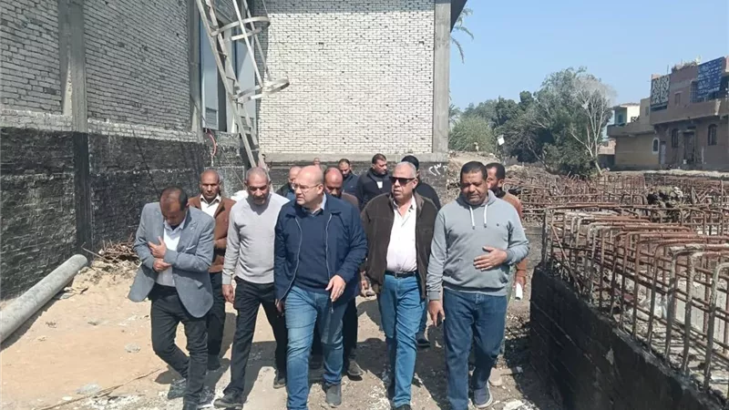 نائب محافظ الجيزة يتفقد قري منشأة فاضل وبرنشت وطهما لمتابعة الحالة العامة