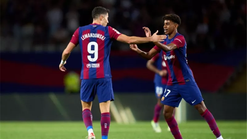 ليفاندوفسكي يقود الهجوم.. تشكيل برشلونة ضد ليفانتي في الدوري الإسباني 