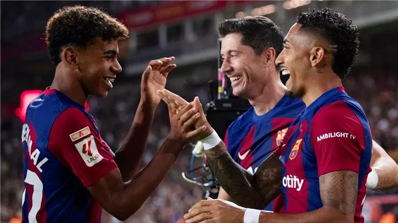 تشكيل برشلونة الرسمي أمام أتلتيك بلباو في الدوري الإسباني