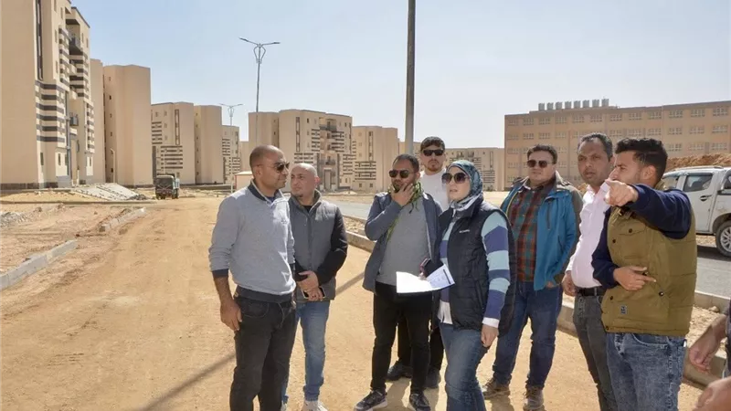 رئيس جهاز السويس الجديدة تتفقد 2064 وحدة بالإسكان الحر ومشروعات حيوية