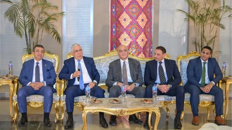 النائب العام يشهد إفطار رمضان مع موظفي النيابة  