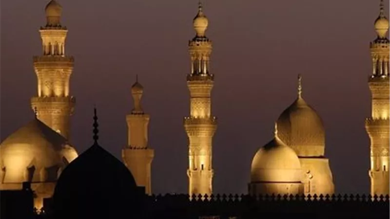 موعد أذان الفجر اليوم الإثنين 5 رمضان وعدد ساعات الصيام