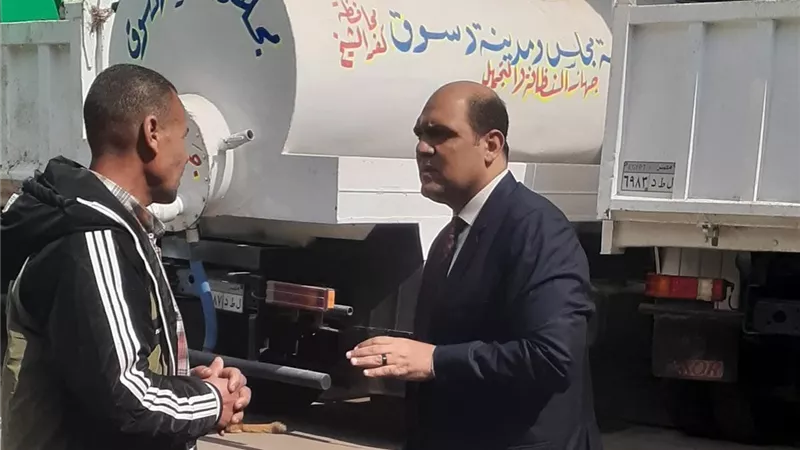 تفاصيل جولة مفاجئة لرئيس مدينة دسوق لمقر الحملة الميكانيكية