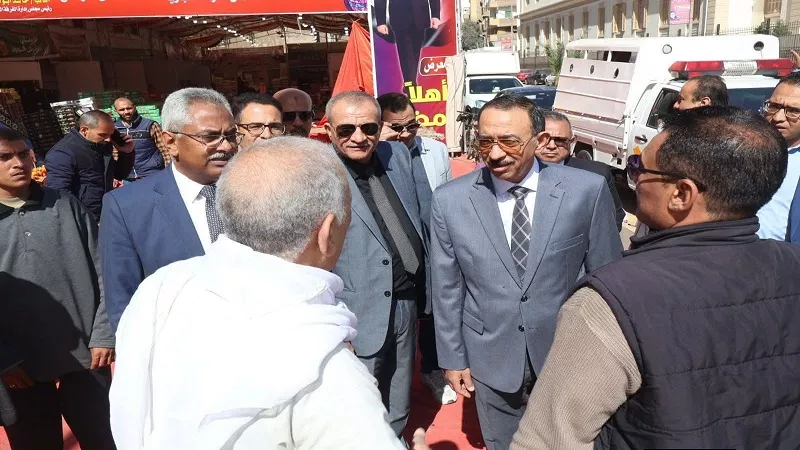 أبرزها الصحة.. محافظ سوهاج يؤكد تسريع التنمية وتحسين الخدمات|فيديو