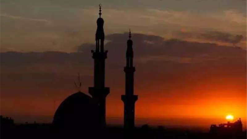 موعد أذان المغرب اليوم الإثنين 5 رمضان وعدد ساعات الصيام
