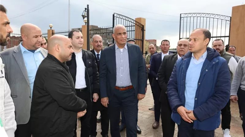 محافظ كفر الشيخ يتفقد مركز شباب خان الجني بمطوبس ضمن مشروعات «حياة كريمة»