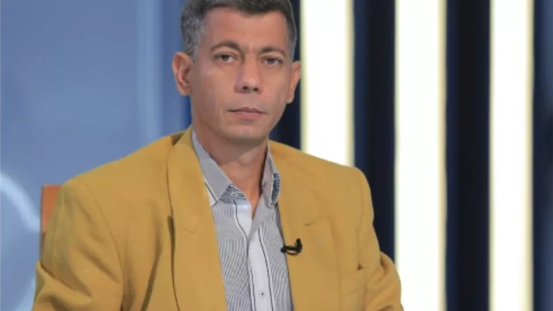 سياسي: «هاكابي» يجامل نتنياهو على حساب بلاده ويتجاوز الأعراف الدولية|خاص