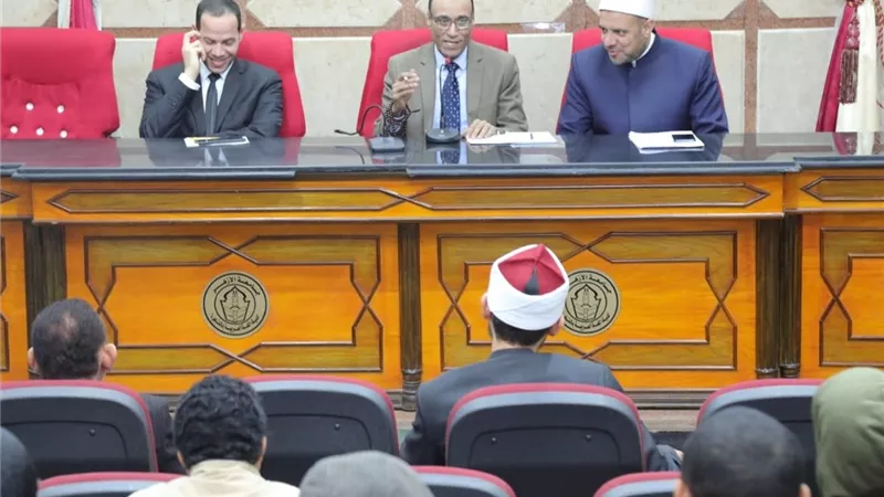 البحوث الإسلامية يفتح ملف «القراءات الحداثية» ويحذر من تهديدها للمجتمع