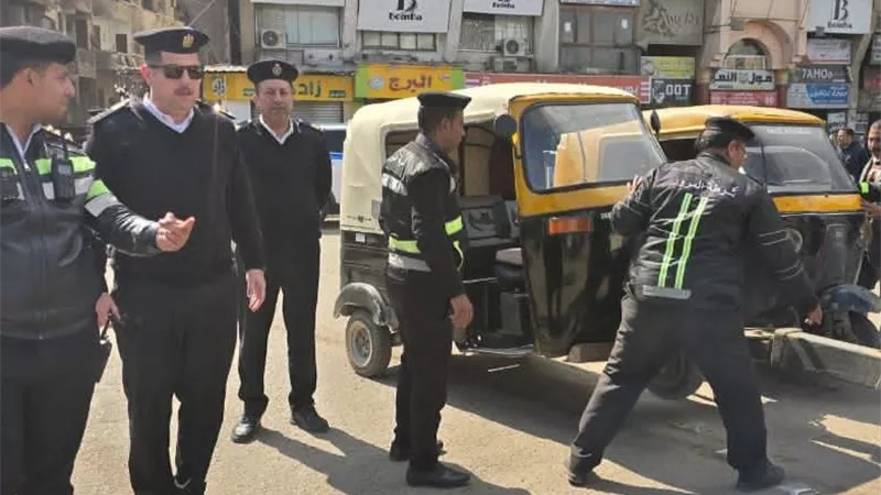 تشكيل فرق لرصد مركبات التوكتوك غير المرخصة والمخالفة بالشرقية