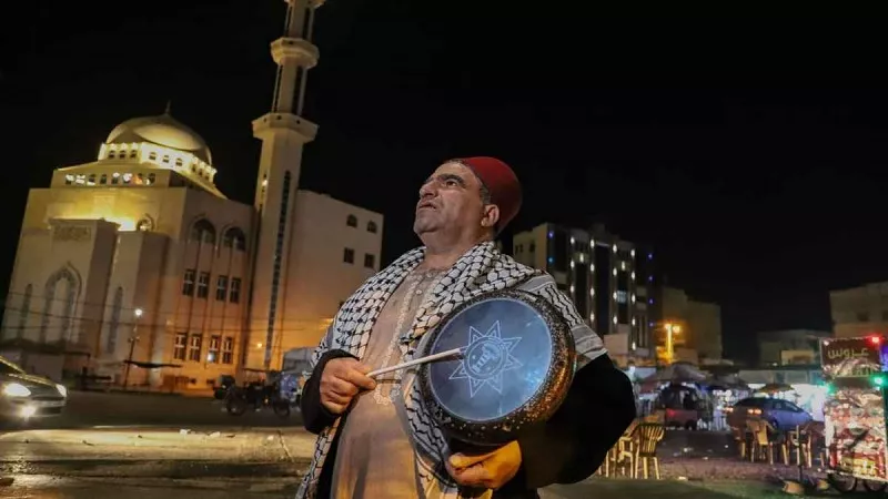 «اصحى يا نايم».. المسحراتي في مصر حكاية عمرها ألف عام|فيديو