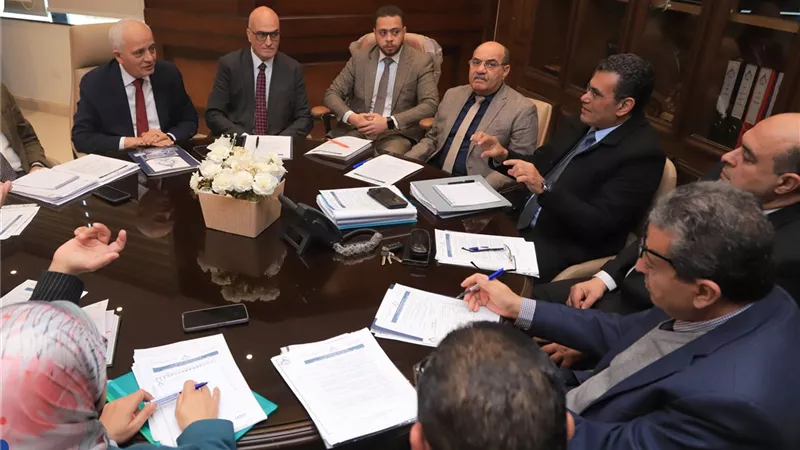 مجلس جامعة الريادة يعتمد حزمة قرارات داعمة للانضباط الأكاديمي 