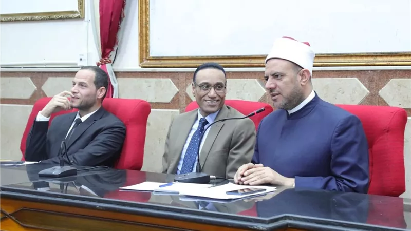 اللجنة العليا للدعوة: القراءات غير المنضبطة خطرا حقيقيا على العقيدة