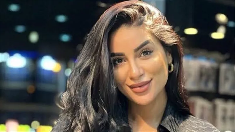 جوري بكر تكسر حاجز الصمت: 
