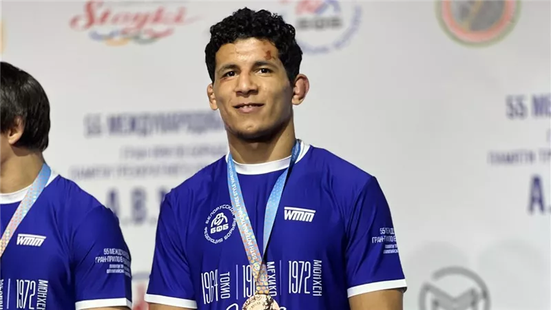 طالب «علوم الرياضة» بجامعة قناة السويس يحصد برونزية بطولة «ألكسندر ميدفيد»