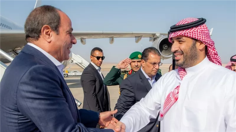 ولي العهد السعودي يُؤكد محورية العلاقات الراسخة مع مصر