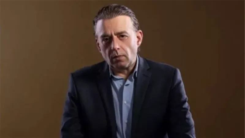 بكلمات مؤثرة.. الموسيقار خالد حماد يودع خالته الراحلة