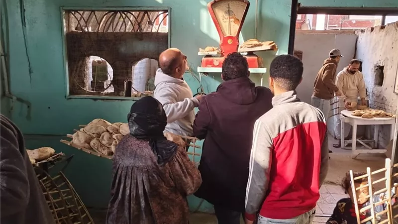 استجابة لشكاوى المواطنين.. فحص مخابز الخبر المدعم بالتل الكبير 