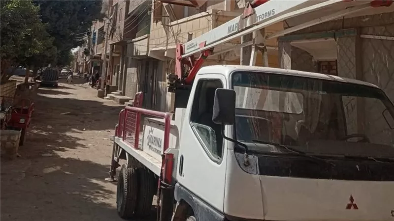 لتعزيز السلامة المرورية.. تطوير منظومة الإنارة بقرى مركز المنيا