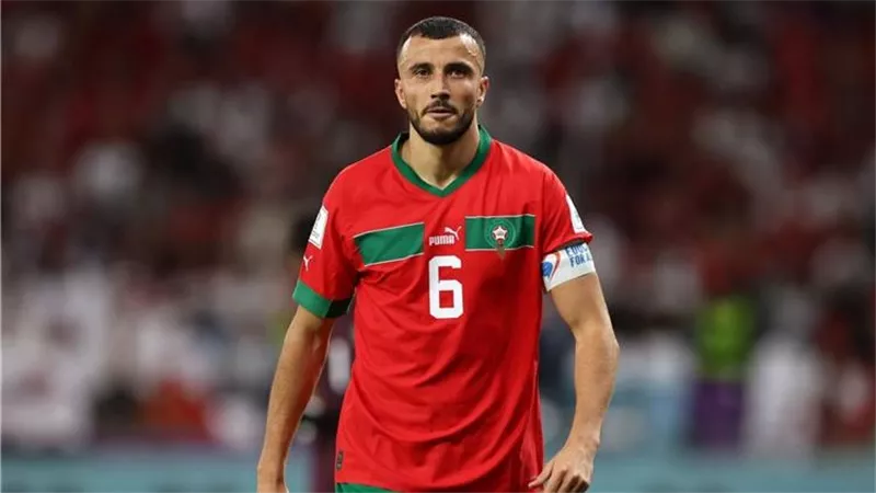 رومان سايس يعلن اعتزاله اللعب الدولي مع منتخب المغرب